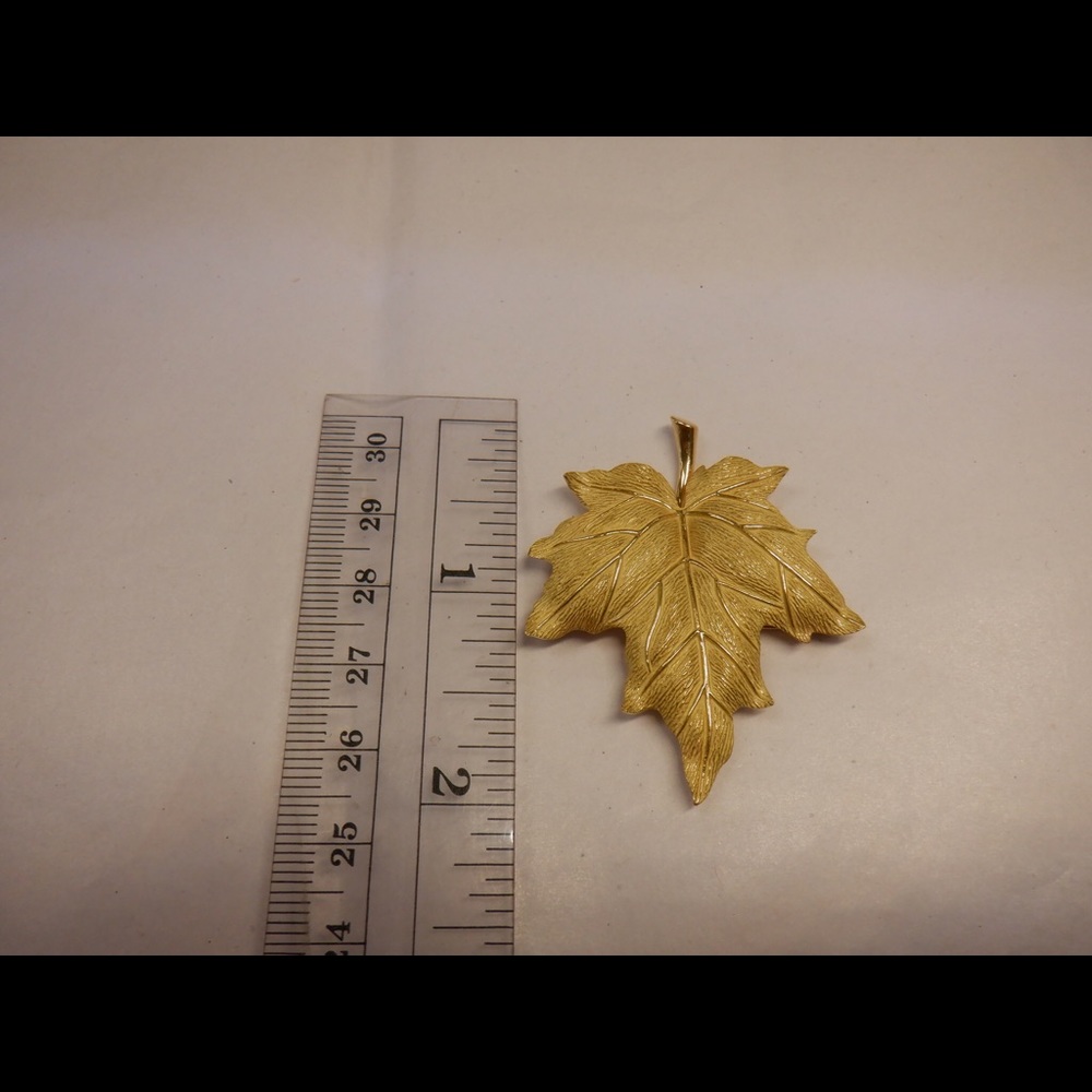 authentic tiffany 18k goo brooch Tiffany &Co - Picture 3 of 8